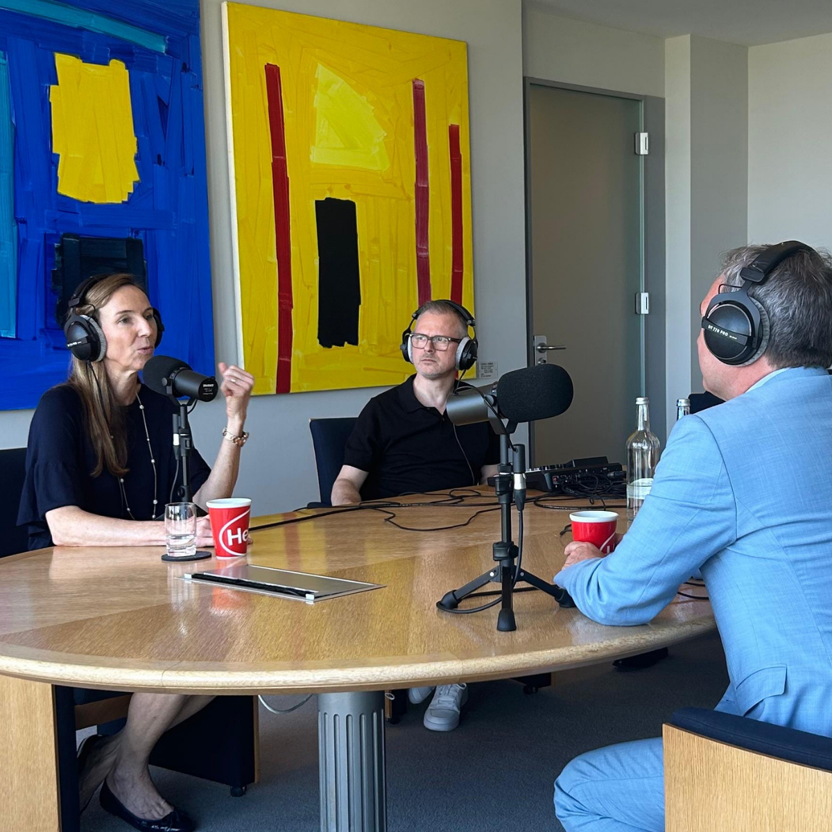 Cover: TSimone Bagel-Trah, Vorsitzende des Aufsichtsrates, Henkel / My Way Podcast